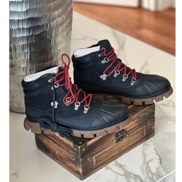 Sperry Summit Suede Boots in Black - Picture 1 of 10